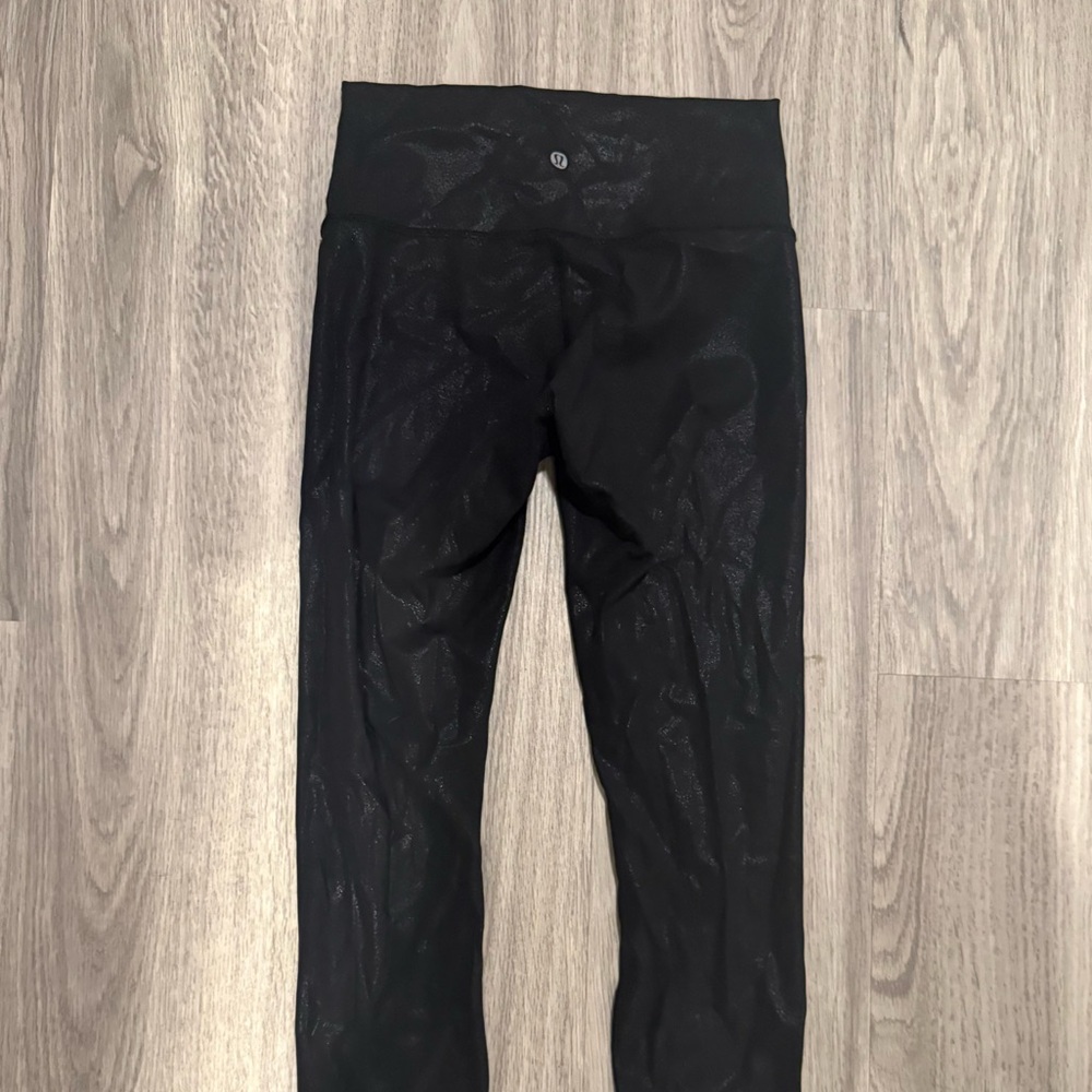 Black lululemon leggings